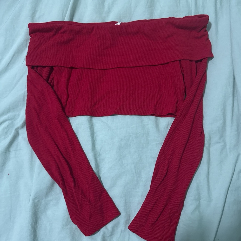 Red Off-Shoulder Long Sleeve Crop Top